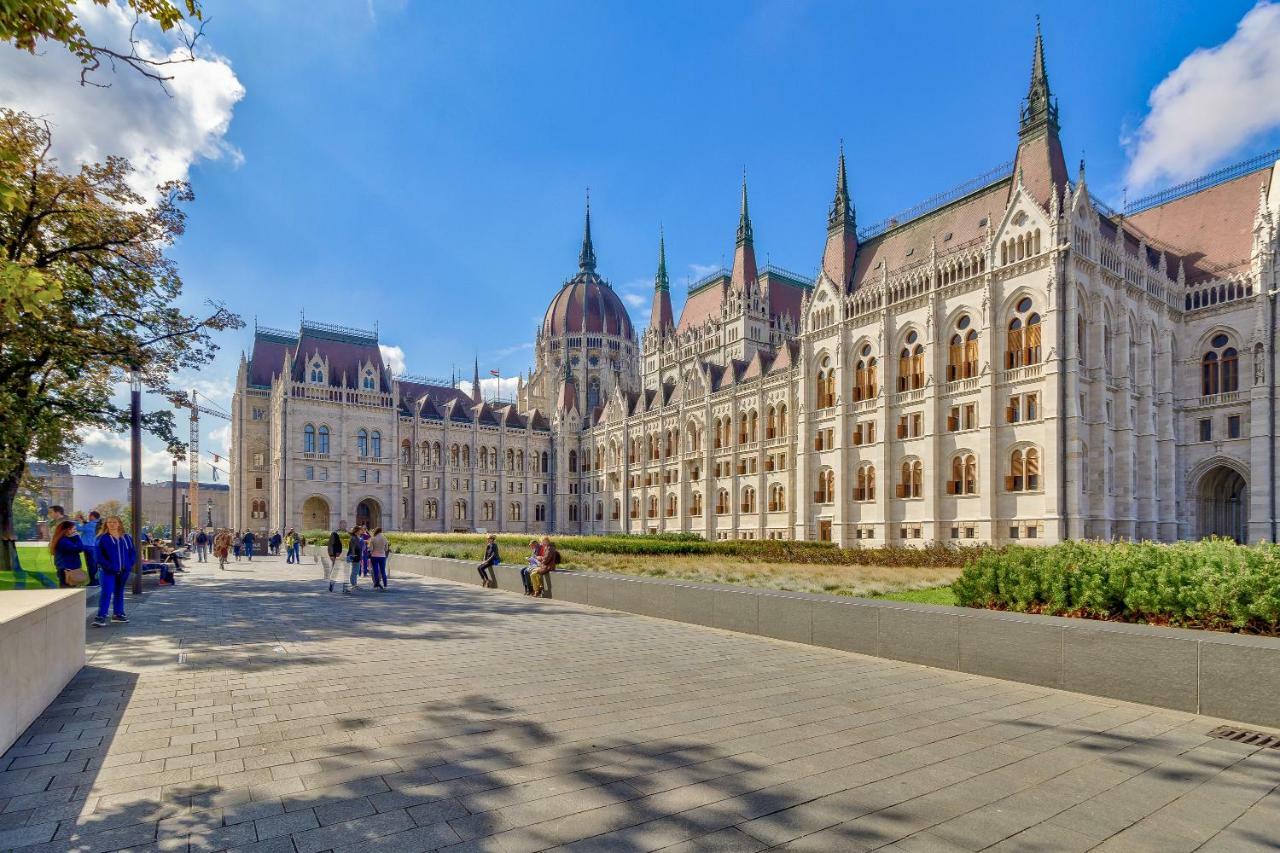 Riverbank Apartment At Parliament Budapest Extérieur photo