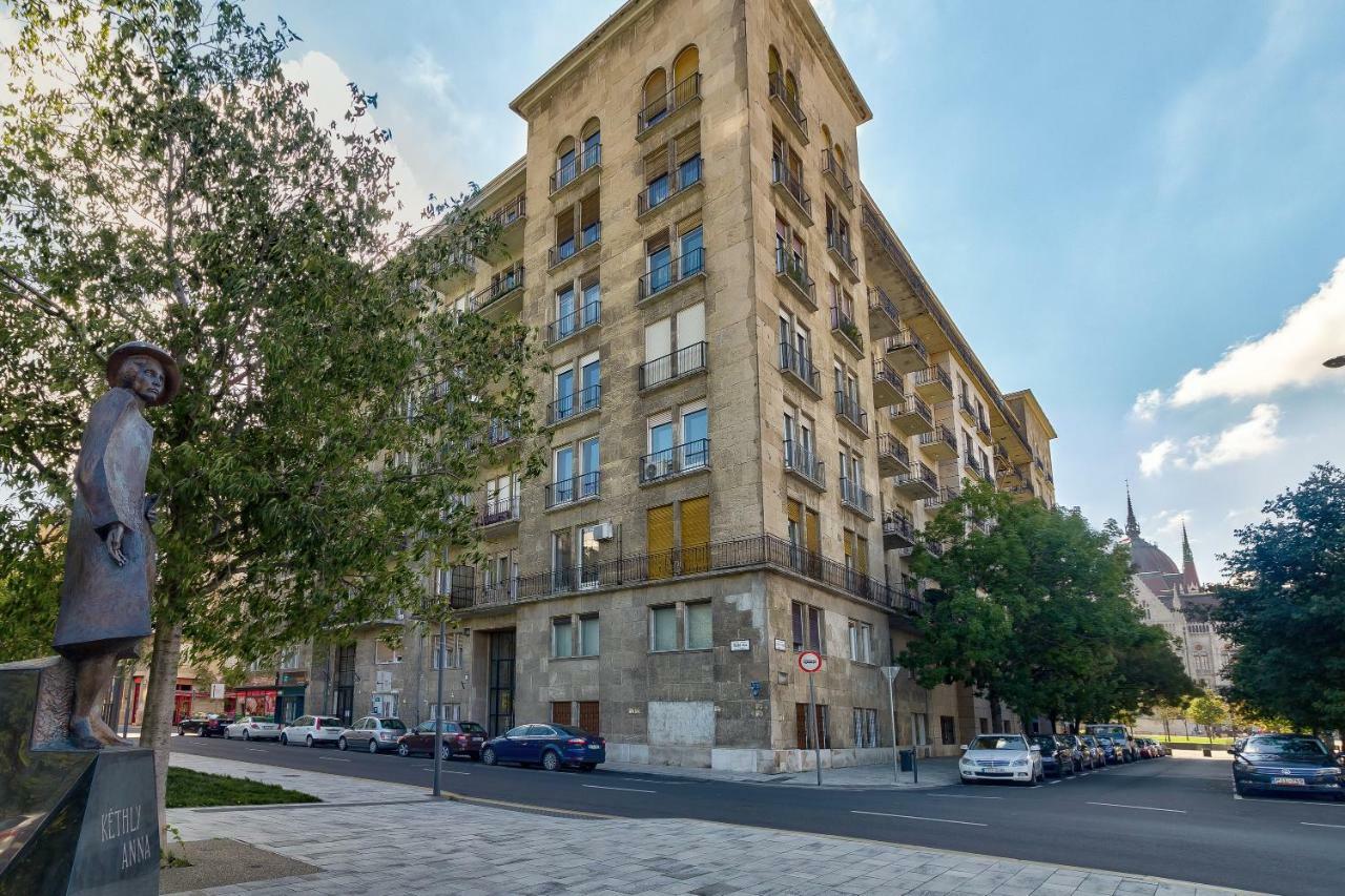 Riverbank Apartment At Parliament Budapest Extérieur photo