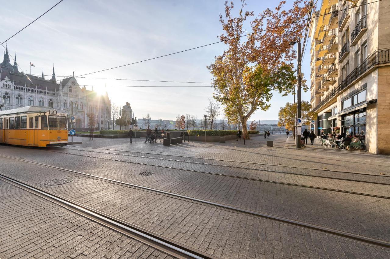 Riverbank Apartment At Parliament Budapest Extérieur photo